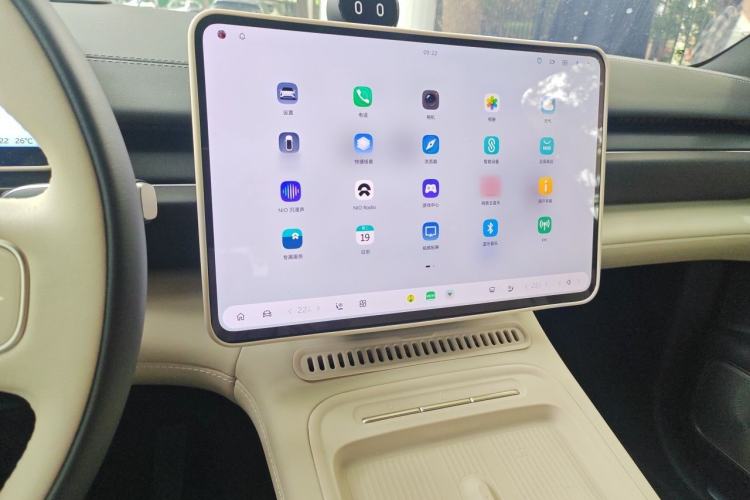 Used Nio ES6 2025 75 kWh Audio And AC Panel