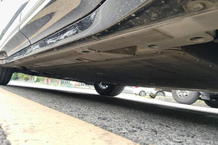 Used Nio ES6 2025 75 kWh Chassis Rear Left