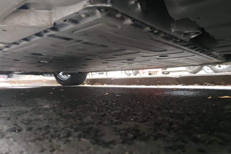 Used Nio ES6 2025 75 kWh Chassis Rear Left