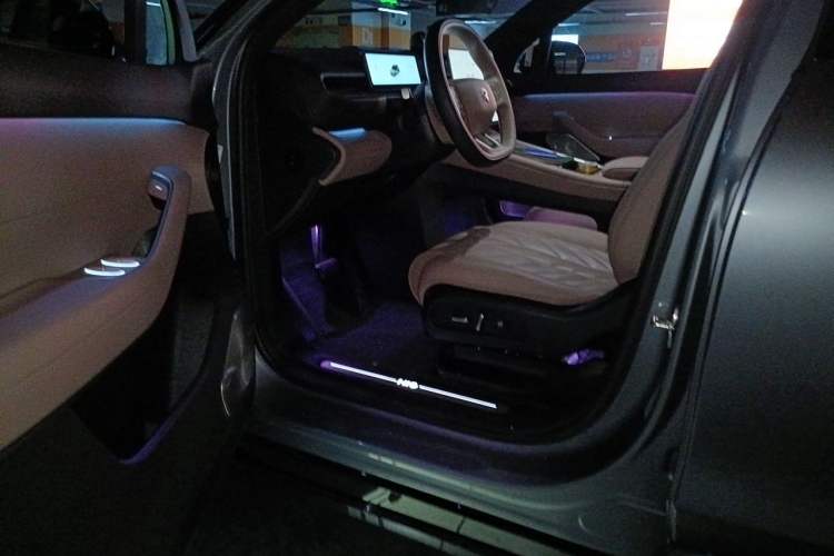 Used Nio ES6 2025 75 kWh Driver Seat
