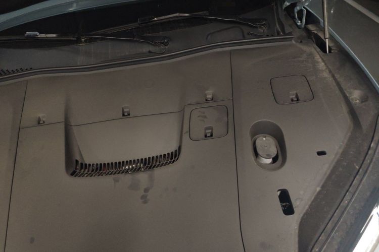 Used Nio ES6 2025 75 kWh Engine Bay Left