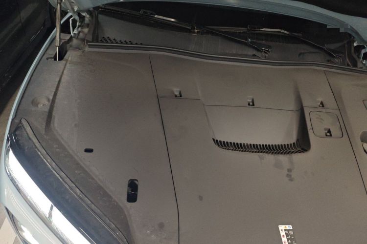 Used Nio ES6 2025 75 kWh Engine Bay Right