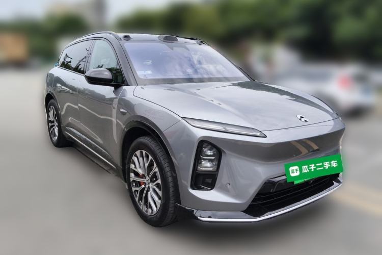 Used Nio ES6 2025 75 kWh Front Right 45 Deg