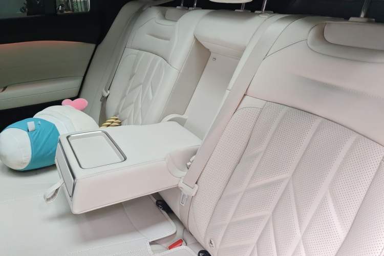 Used Nio ES6 2025 75 kWh Left Rear Seat