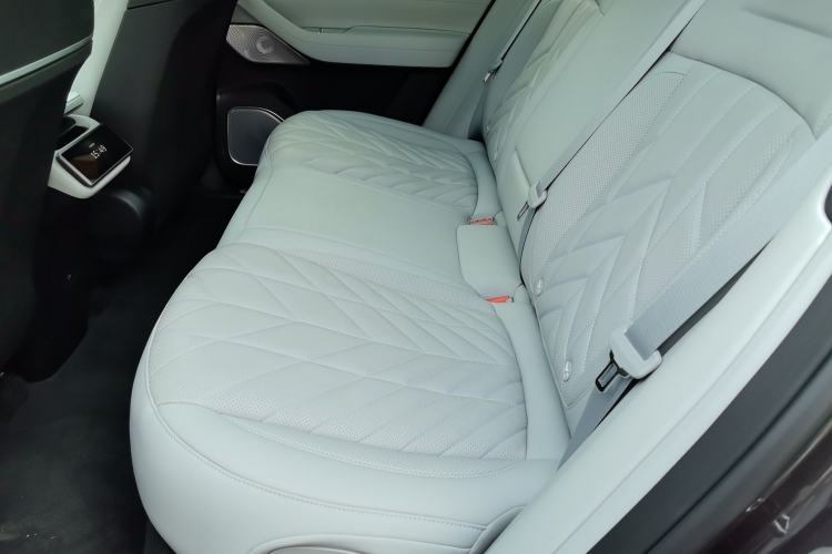 Used Nio ES6 2025 75 kWh Left Rear Seat