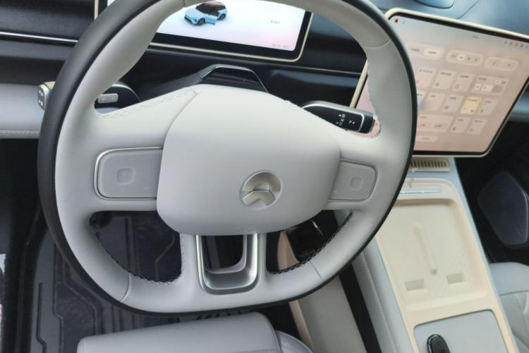 Used Nio ES6 2025 75 kWh Steering Wheel