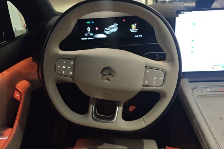 Used Nio ES6 2025 75 kWh Steering Wheel