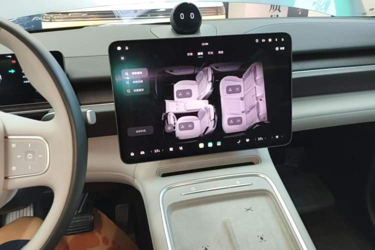 Used Nio ES6 2025 75 kWh Audio And AC Panel