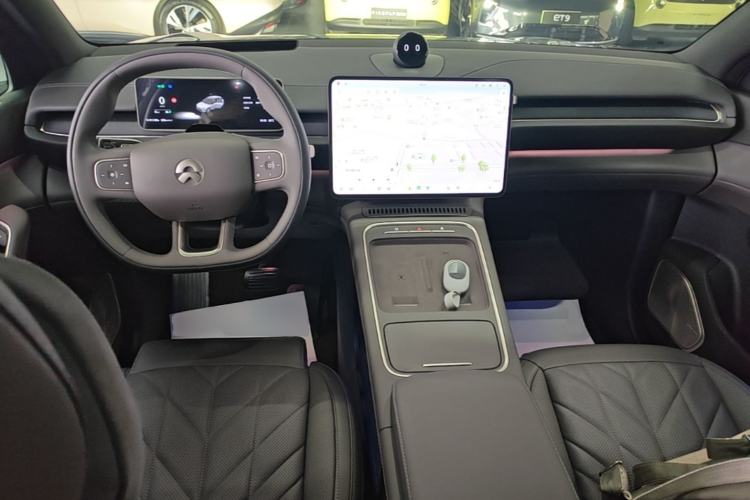 Used Nio ES6 2025 Model 100kWh 300,000th Anniversary Edition Center Console