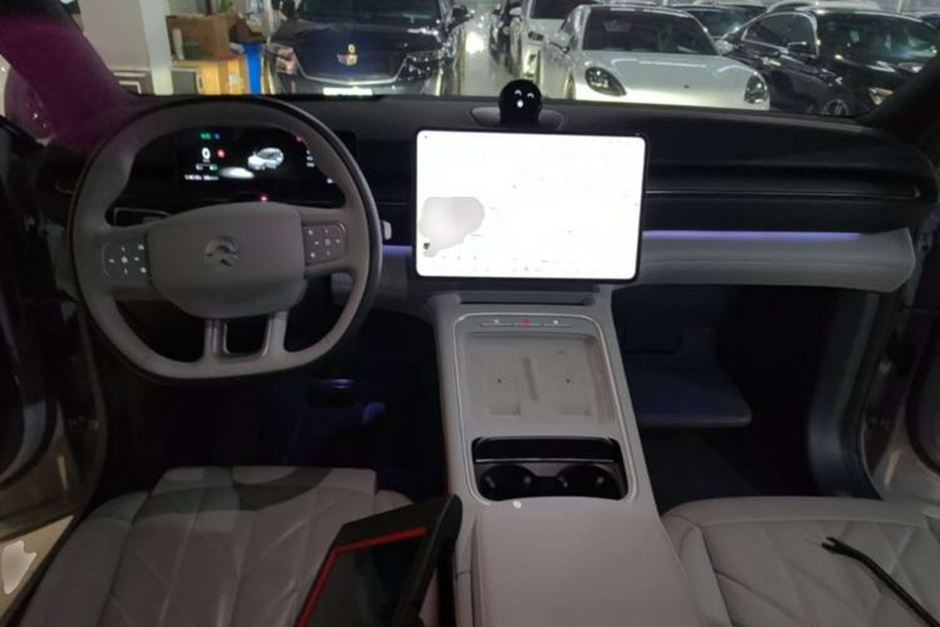 Used Nio ES6 2025 75 kWh Center Console