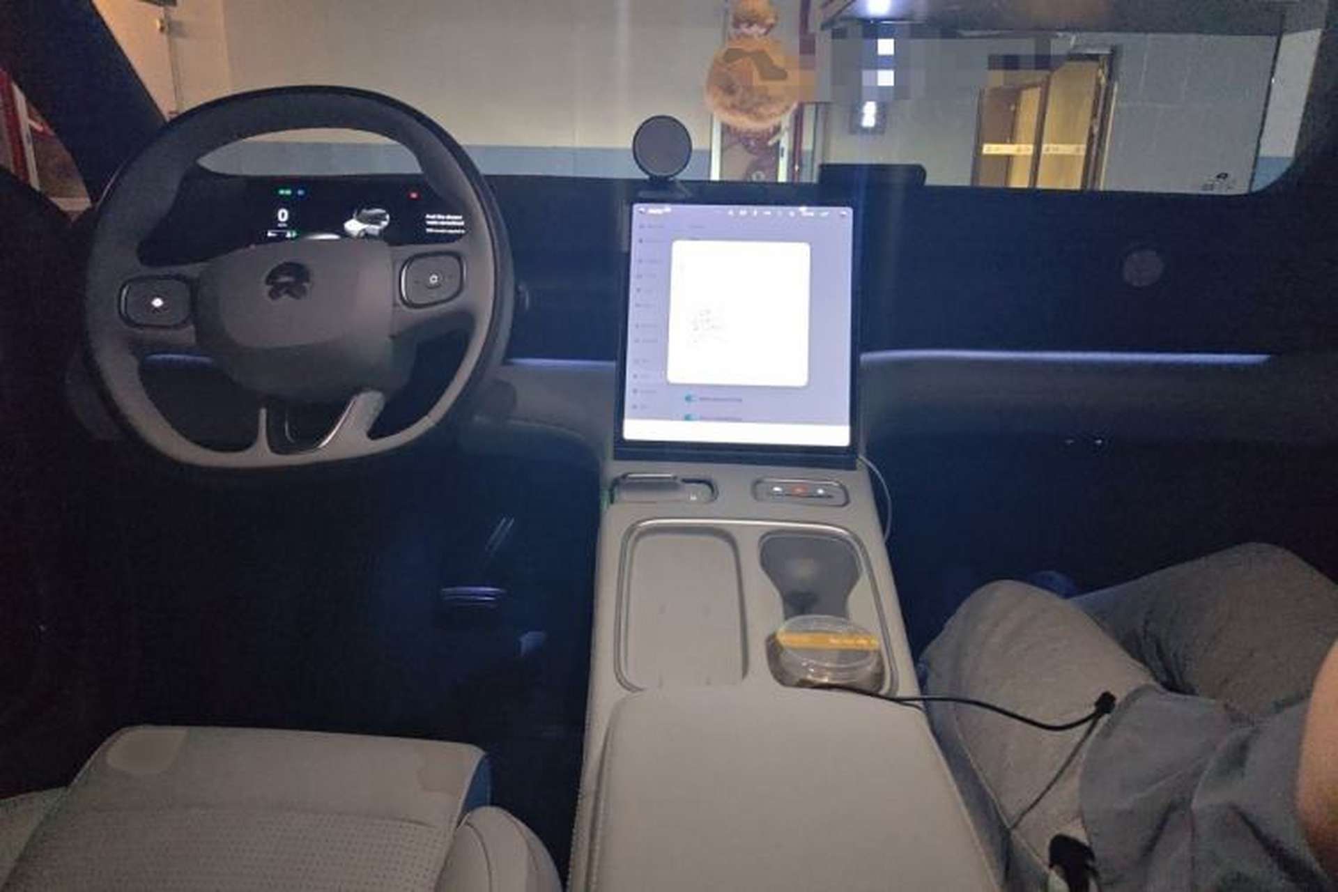 Used Nio ES6 2025 75 kWh Center Console