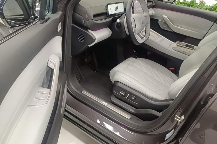 Used Nio ES6 2025 75 kWh Driver Seat