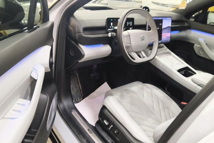 Used Nio ES6 2025 75 kWh Driver Seat