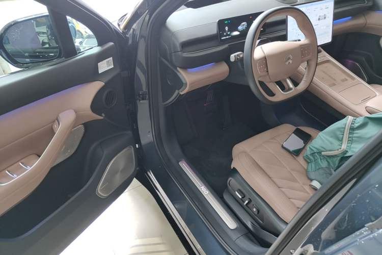 Used Nio ES6 2025 75 kWh Driver Seat