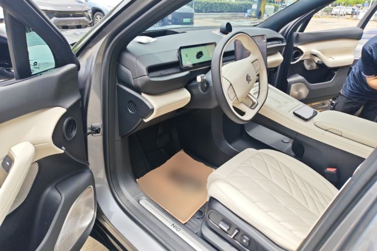 Used Nio ES6 2025 75 kWh Driver Seat