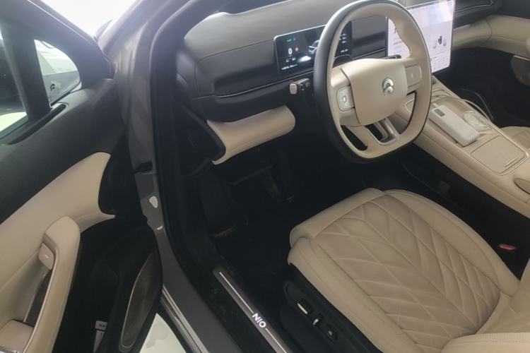 Used Nio ES6 2025 75 kWh Driver Seat