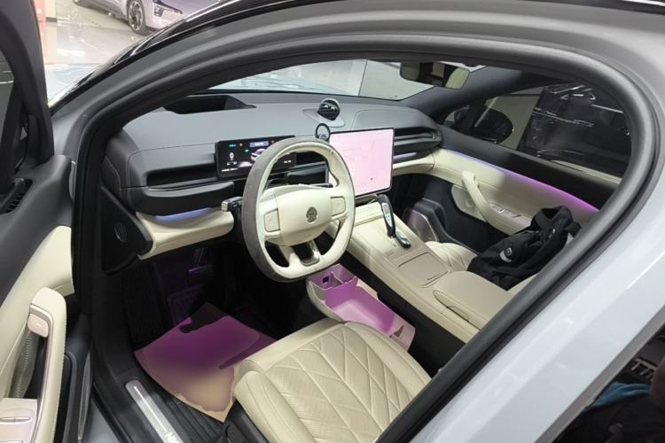 Used Nio ES6 2025 75 kWh Driver Seat