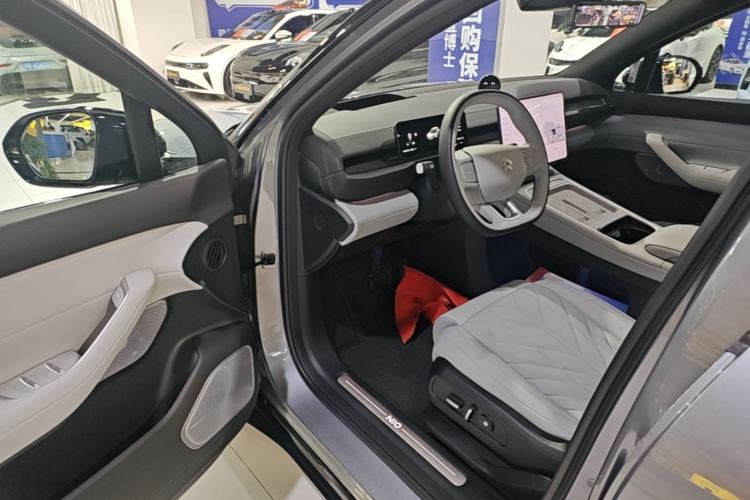Used Nio ES6 2025 75 kWh Driver Seat