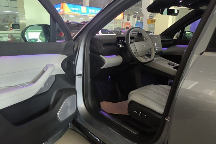Used Nio ES6 2025 75 kWh Driver Seat