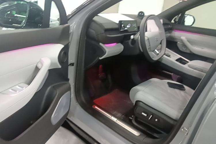 Used Nio ES6 2025 75 kWh Driver Seat