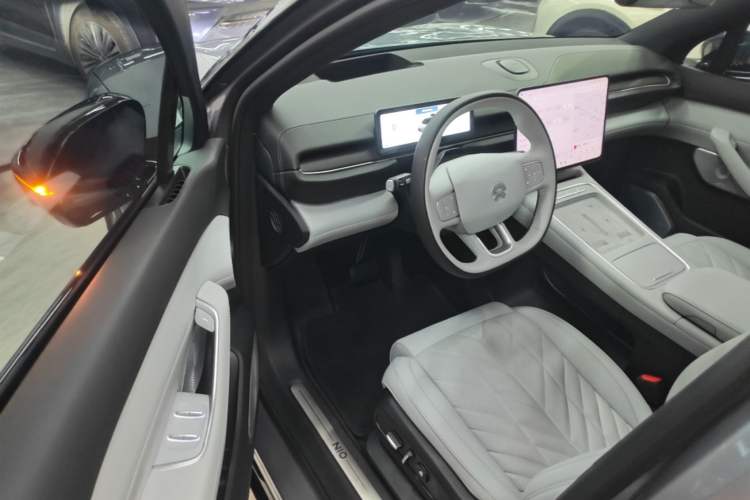 Used Nio ES6 2025 75 kWh Driver Seat