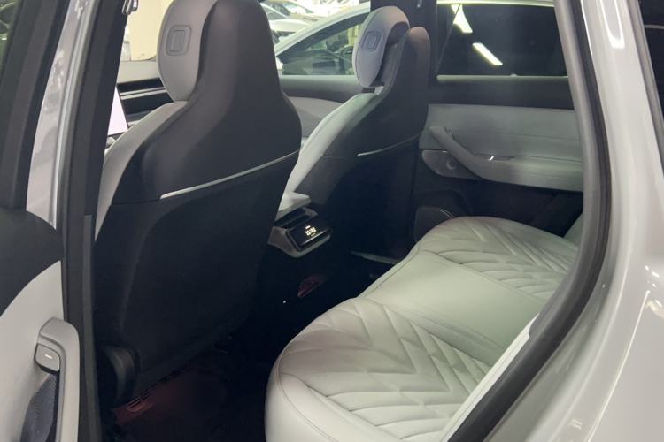 Used Nio ES6 2025 75 kWh Driver Seat