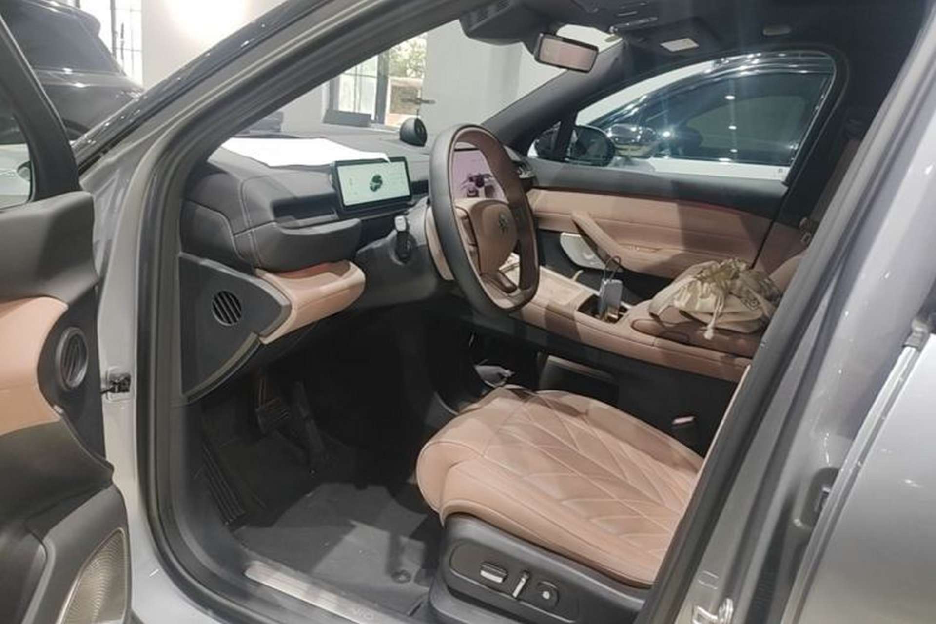 Used Nio ES6 2025 75 kWh Driver Seat