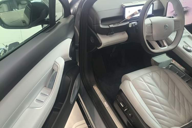 Used Nio ES6 2025 75 kWh Driver Seat