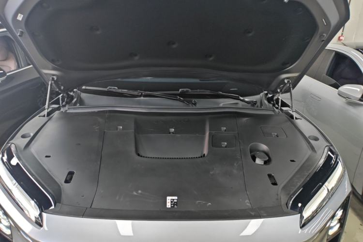 Used Nio ES6 2025 75 kWh Engine Bay