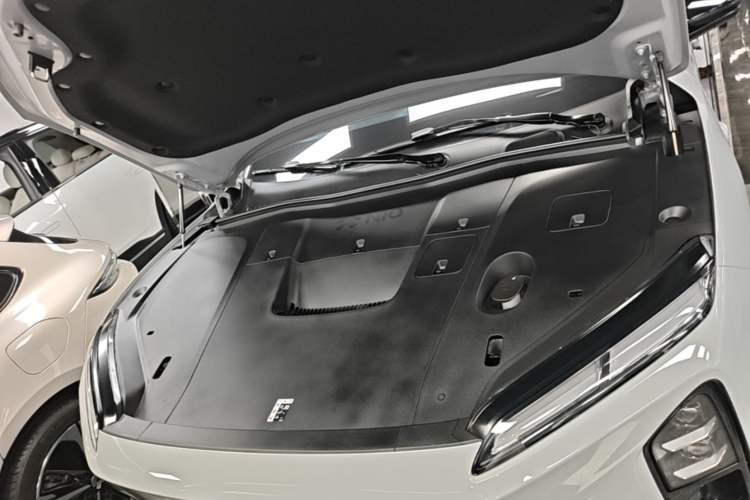 Used Nio ES6 2025 75 kWh Engine Bay