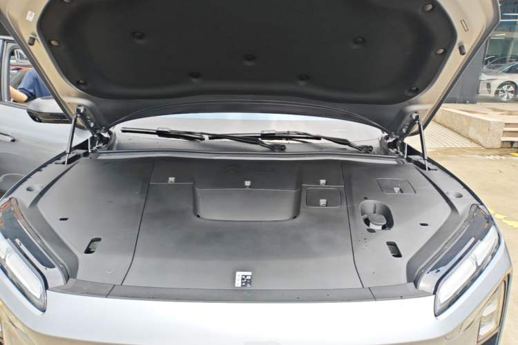 Used Nio ES6 2025 75 kWh Engine Bay