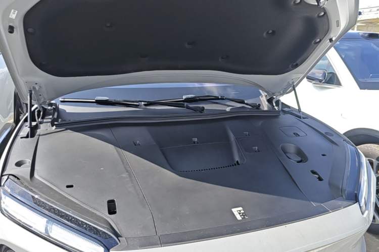 Used Nio ES6 2025 75 kWh Engine Bay