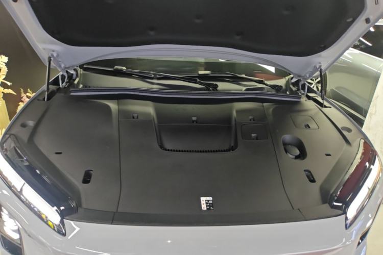 Used Nio ES6 2025 75 kWh Engine Bay