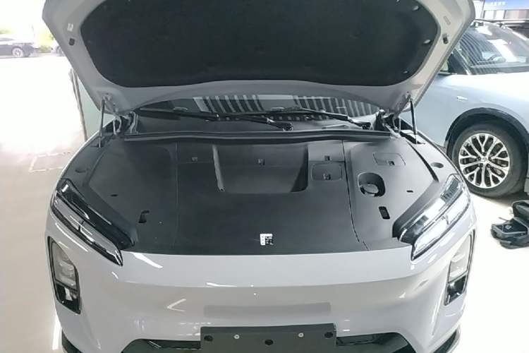 Used Nio ES6 2025 75 kWh Engine Bay