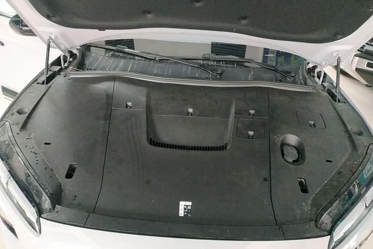 Used Nio ES6 2025 75 kWh Engine Bay