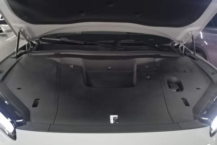 Used Nio ES6 2025 75 kWh Engine Bay