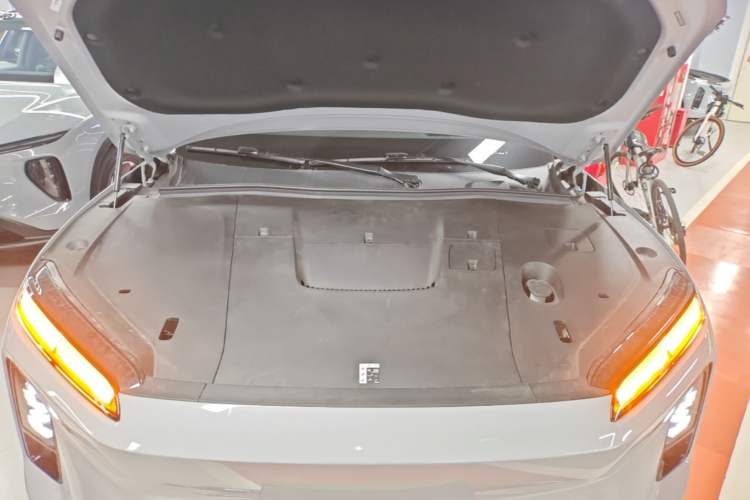 Used Nio ES6 2025 75 kWh Engine Bay