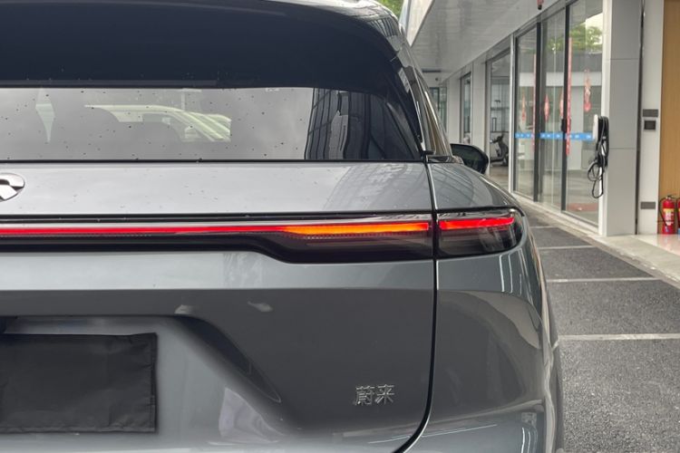 Used Nio ES6 2025 75 kWh Exterior 11