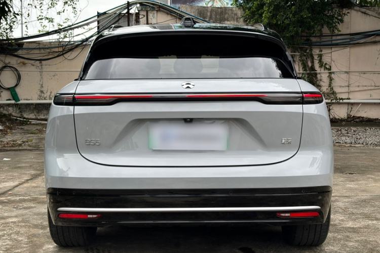 Used Nio ES6 2025 75 kWh Exterior 2