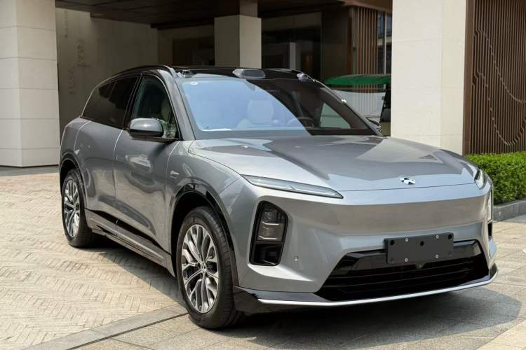 Used Nio ES6 2025 100 kWh Exterior 2