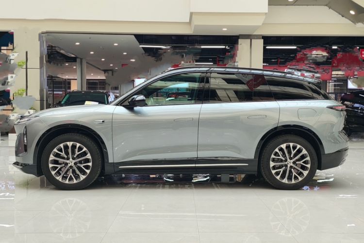 Used Nio ES6 2025 75 kWh Exterior 2