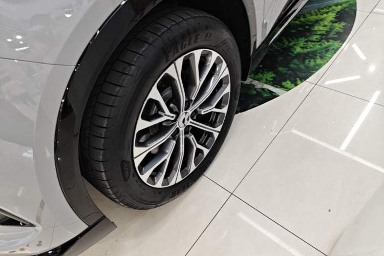 Used Nio ES6 2025 75 kWh Exterior 2