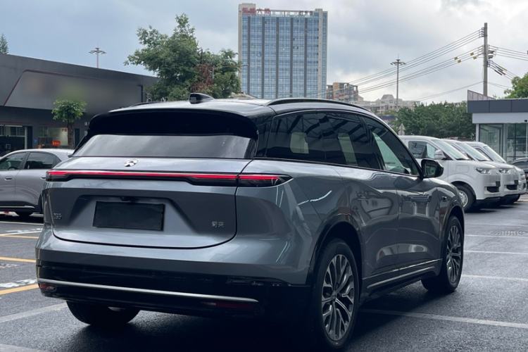 Used Nio ES6 2025 75 kWh Exterior 2