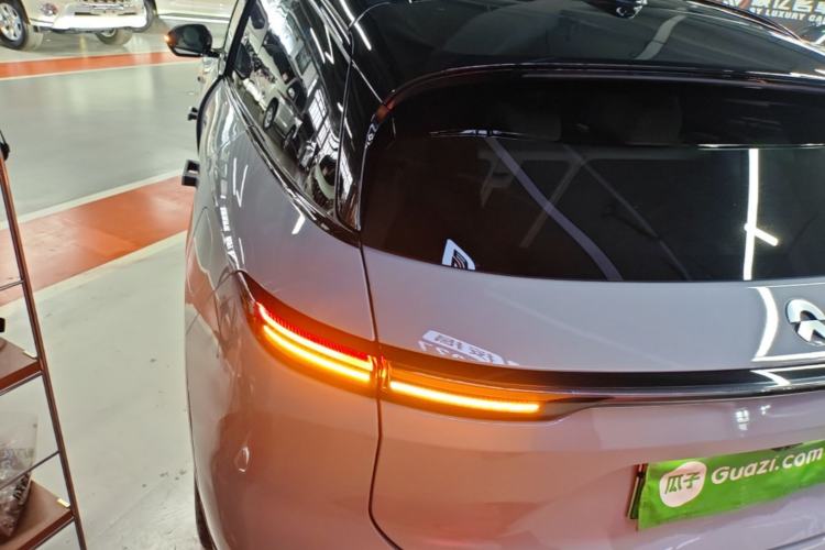 Used Nio ES6 2025 75 kWh Exterior 2