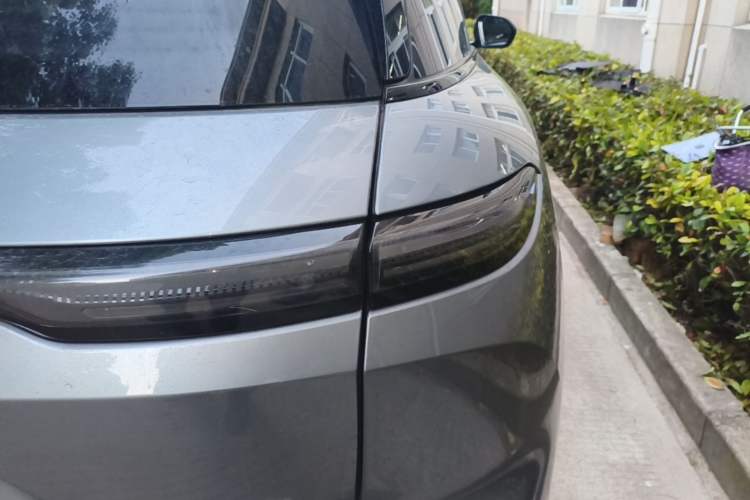 Used Nio ES6 2025 75 kWh Exterior 3