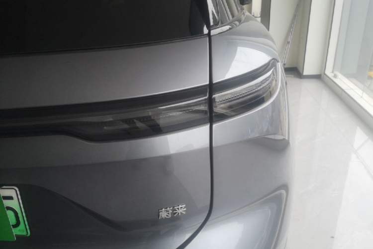 Used Nio ES6 2025 75 kWh Exterior 3
