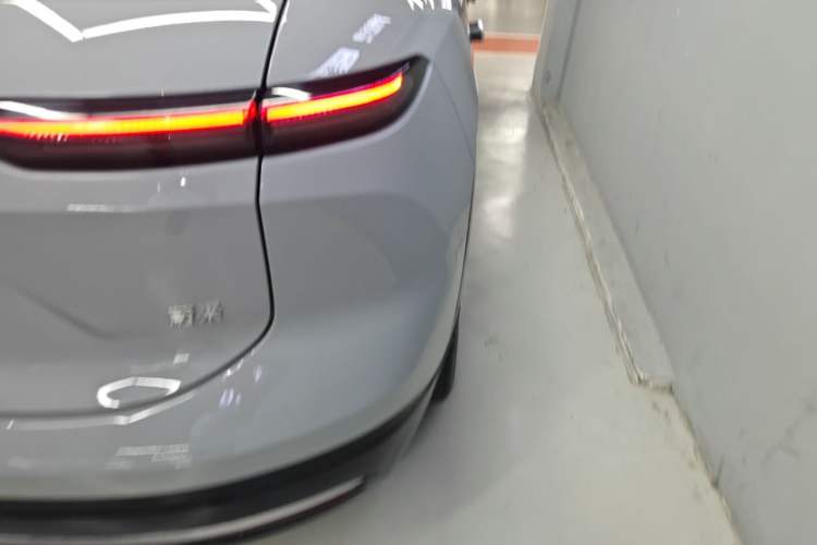 Used Nio ES6 2025 75 kWh Exterior 3