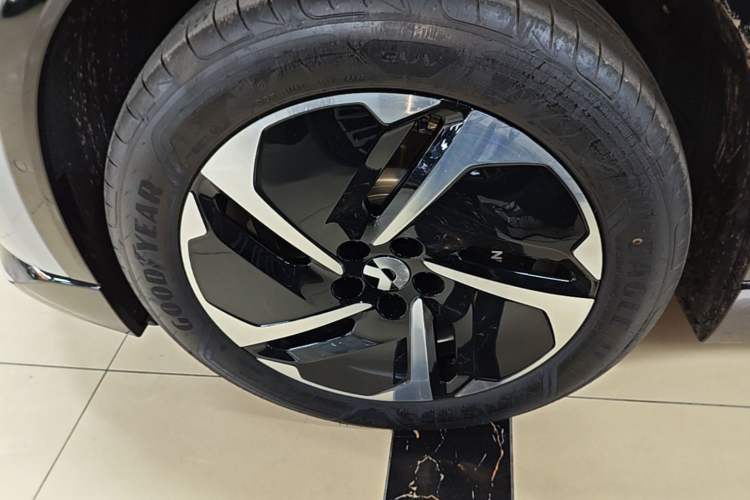 Used Nio ES6 2025 75 kWh Exterior 4