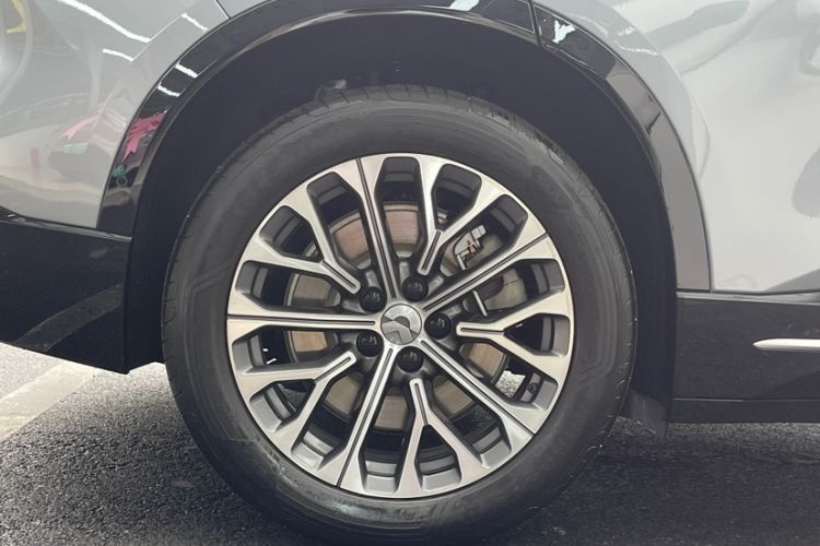Used Nio ES6 2025 75 kWh Exterior 4
