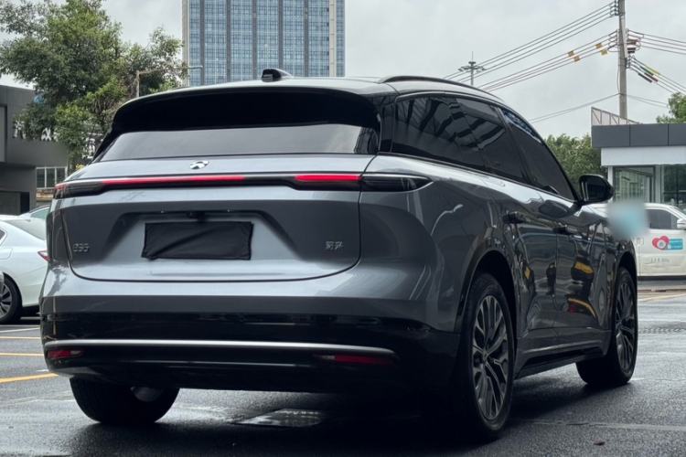 Used Nio ES6 2025 100 kWh Exterior 4